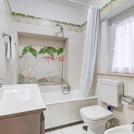 Luminous Apartment Few Steps From Piazza Navona Exterior photo