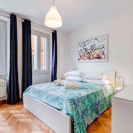 Luminous Apartment Few Steps From Piazza Navona Exterior photo